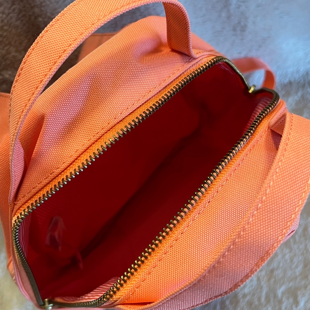 NWOT HERSCHEL SUPPLY CO 15L Grove Backpack - Picture 12 of 16